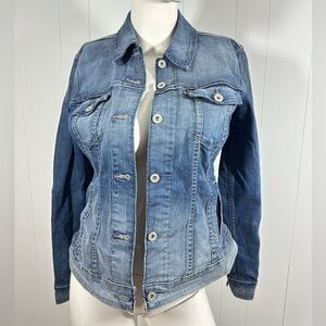 Levis Women’s Sz Large L Denim Blue Jean Jacket Stretch Casual  Flap Pockets